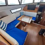 Bed & Boat L' Isola Che Non C'e Viareggio