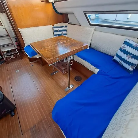 Bed & Boat L' Isola Che Non C'e * Viareggio