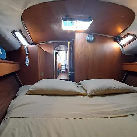 Bed & Boat Brezza Del Mare