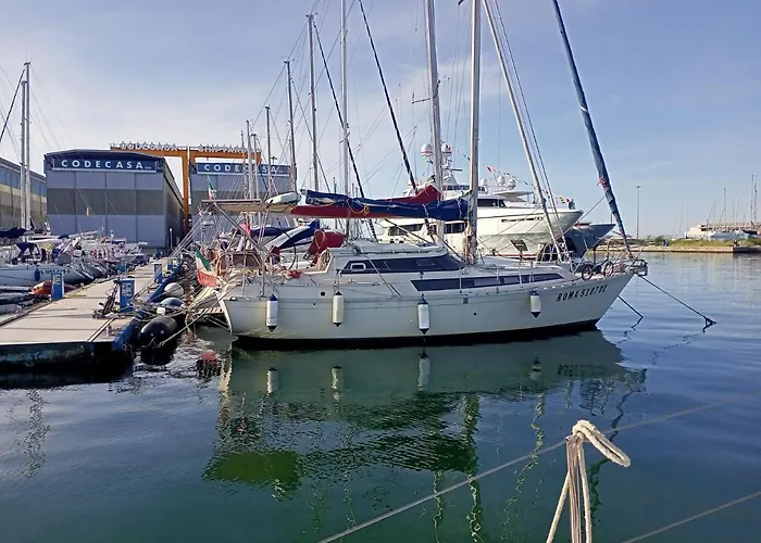 Πλωτό κατάλυμα Bed & Boat L' Isola Che Non C'e *