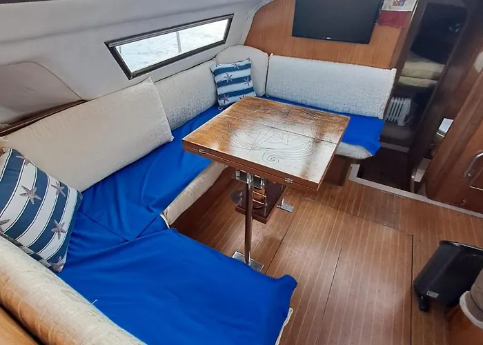 Bed & Boat L' Isola Che Non C'e Βιαρέτζιο